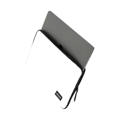 Unbegun Laptop Sleeve Wit